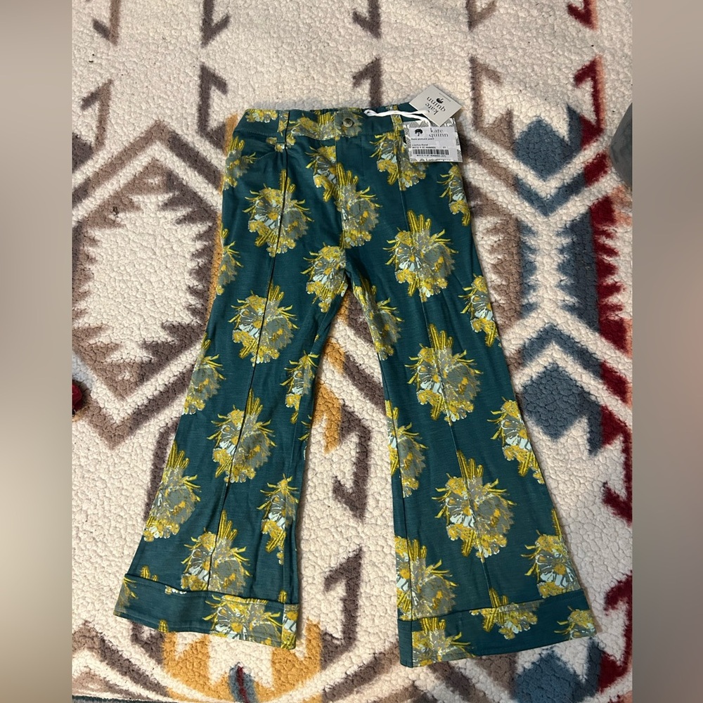 kate quinn Teal Floral Flare Pintuck Pants (NWT)